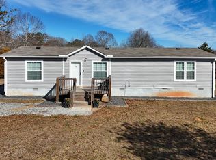 1622 Westmoreland Rd, Cleveland, GA 30528