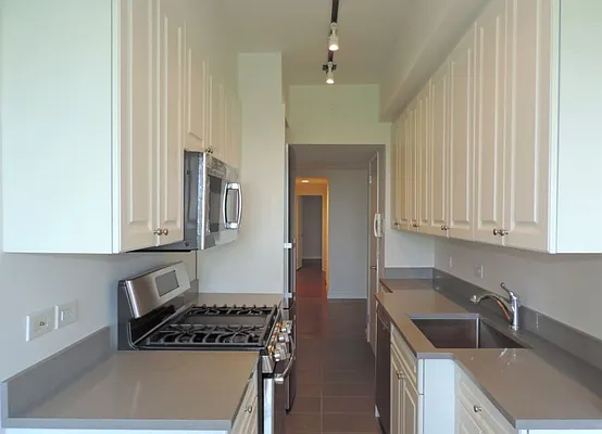 Rented by essential NEW YORK Real Estate | media 1