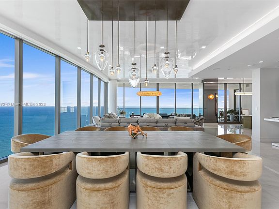 3rd image of 17901 Collins Ave #4405