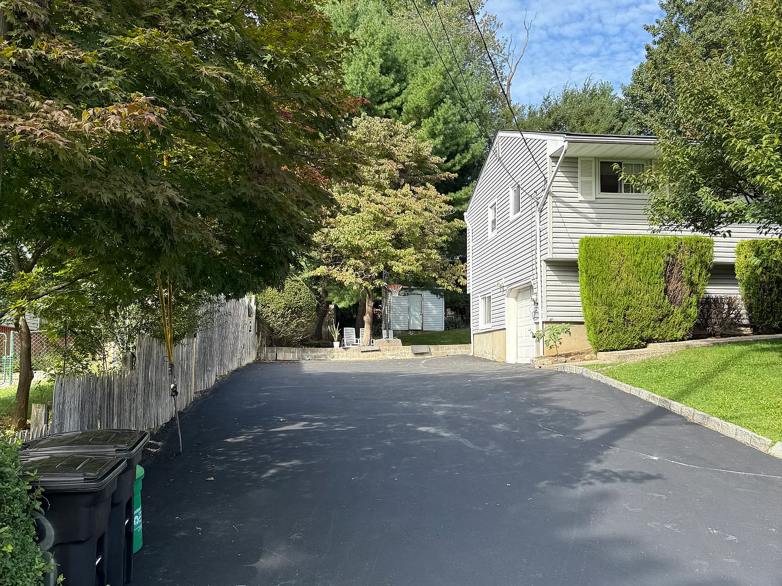 3 bed, 1.5 bath, 2000 sqft, $3,500 — Photo 2
