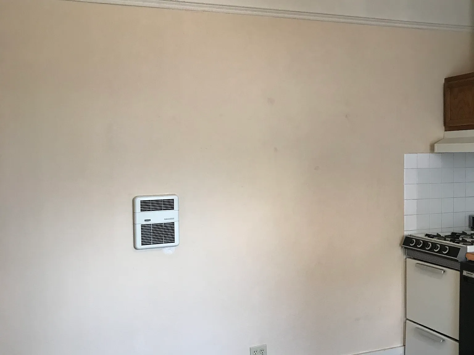 5 bed, 2272 sqft, $1,500 — Photo 4