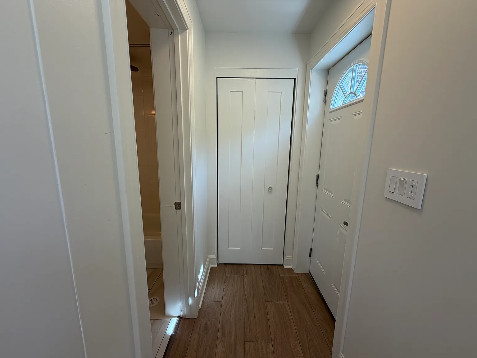 1 bed, $1,525 — Photo 2