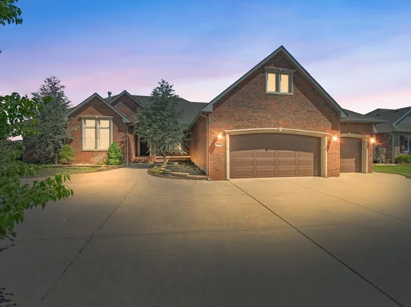 2652 N Paradise Ct, Wichita, KS 67205