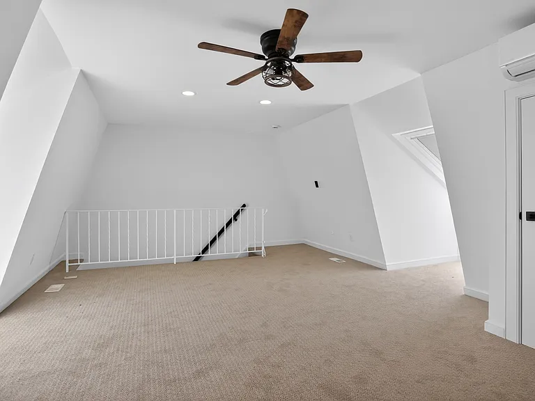 loft, 4th bdrm