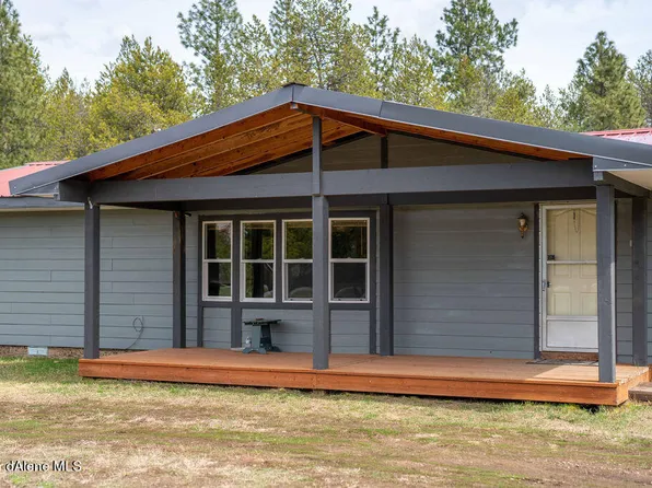 29524 N 1st St, Athol, ID 83801