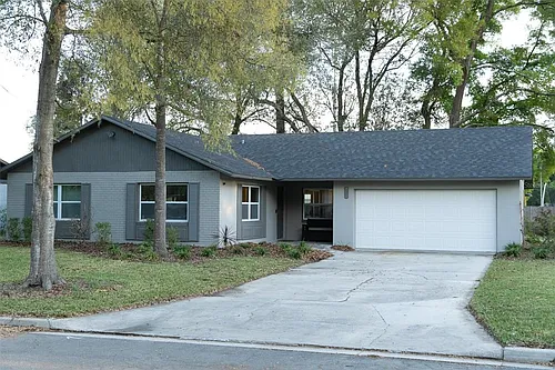 8221 SW 13th Rd Photo 1 8221 SW 13th Rd Photo 1