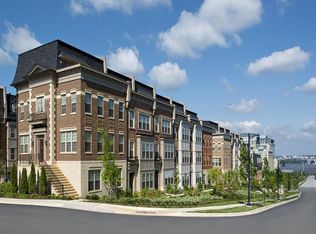 500 Rampart Way #2, Oxon Hill, MD 20745