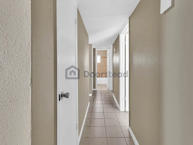9400 Montrose Ct #27 — Photo 15