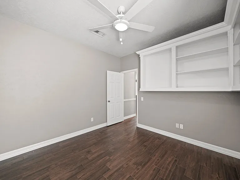 1207 Wildewood Ct — Photo 37