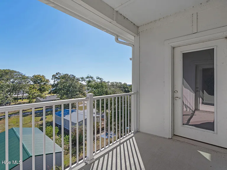 2272 Dolphin Shores Dr SW #203 — Photo 21