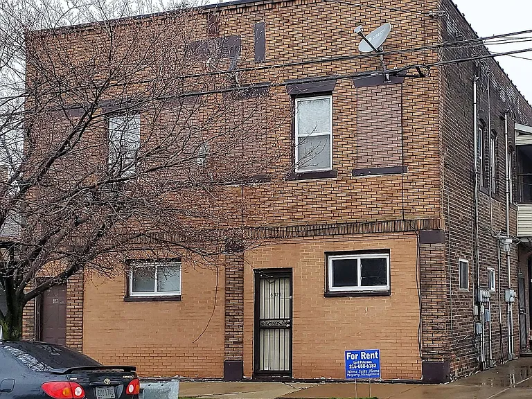 6321 Lansing Ave — Photo 1