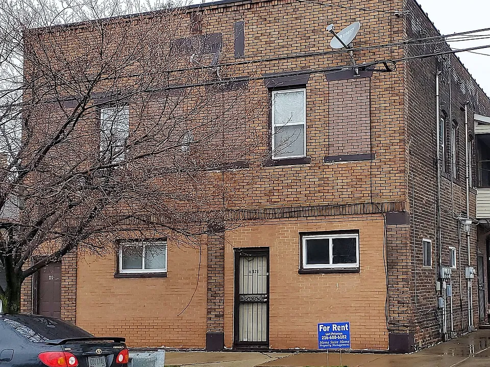 6321 Lansing Ave