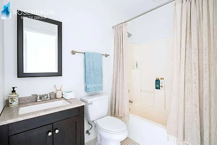 9321 W Hillcrest Pl — Photo 10