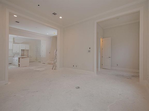 2nd image of 251 Green Blvd