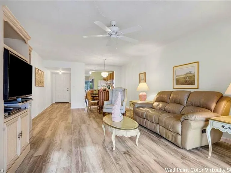 1025 Foxfire Ln #110 — Photo 6
