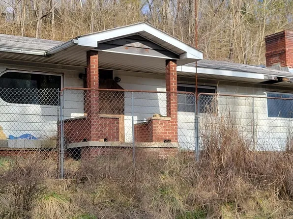 2291 Locust Ave, Fairmont, WV 26554