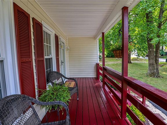 3rd image of 6613 Mason Valley Dr