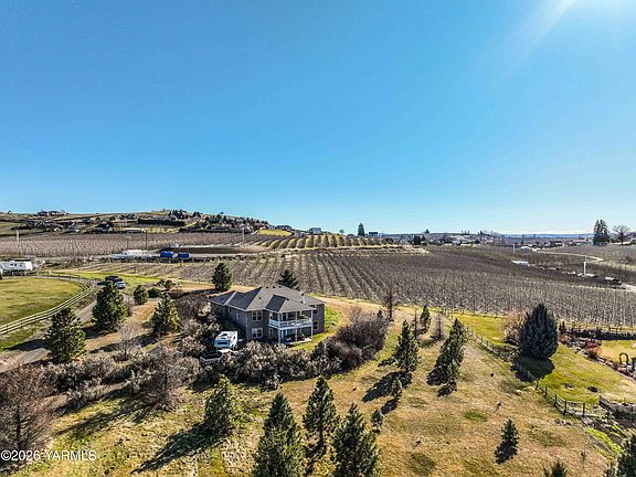 4th image of 224 Heysman Rd