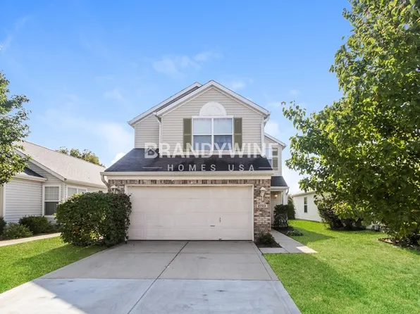 2733 Dawnlake Dr, Indianapolis, IN 46217