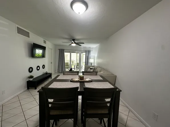 1008 Manatee Rd, Naples, FL