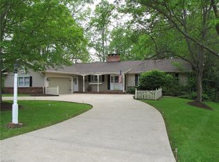 3170 Pine Lake Dr, Medina, OH 44256