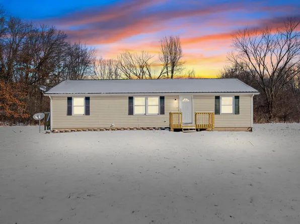 2340 E Mosherville Rd, Jonesville, MI 49250