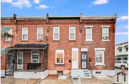 4614 Josephine St Photo 1