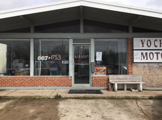 1123 E Austin Blvd, Nevada, MO 64772