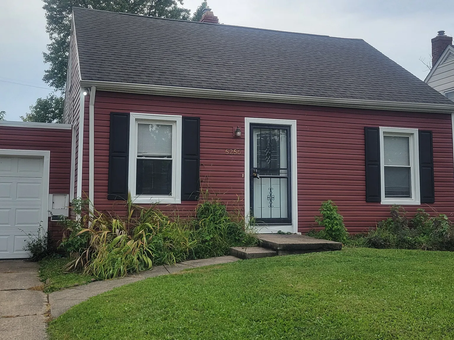 3 bed, 1127 sqft, $1,650 — Photo 1