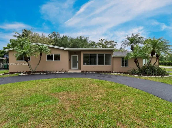 17000 SW 89th Ct, Palmetto Bay, FL 33157