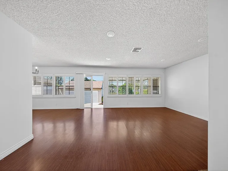 2025 Jolley Dr — Photo 17