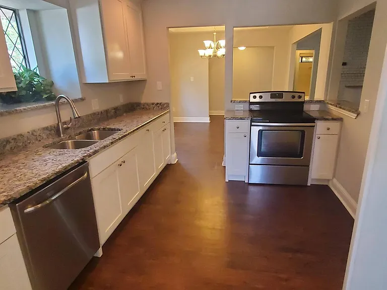 3509 Scott Dr — Photo 9