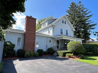 7711 Edison Ave, Niagara Falls, NY