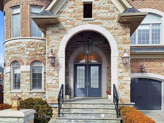 4th image of 16 Rinas Ave