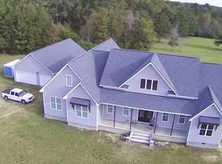 106 Mary Anne Dr, Cochran, GA 31014