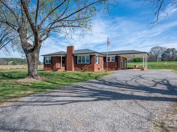 5392 W State Highway 27, Vale, NC 28168