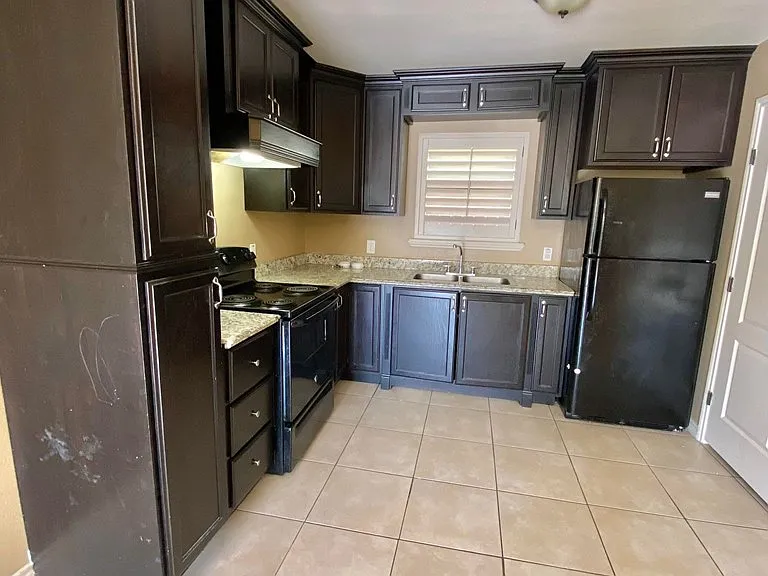 1520 Eidson Rd — Photo 14