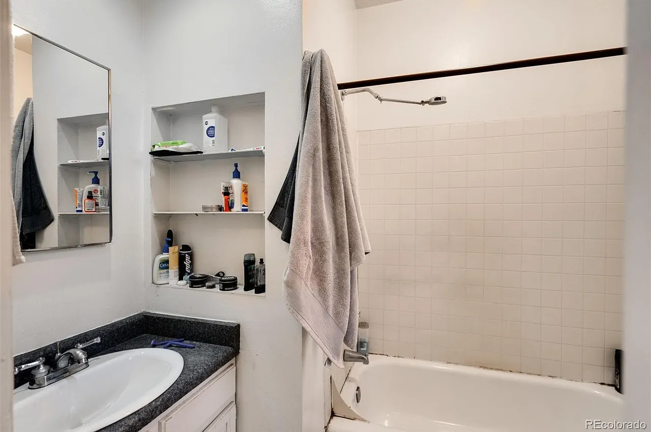 Studio, 550 sqft, $1,500 — Photo 2
