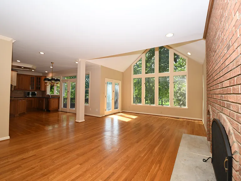 26 Holly Leaf Ct — Photo 109