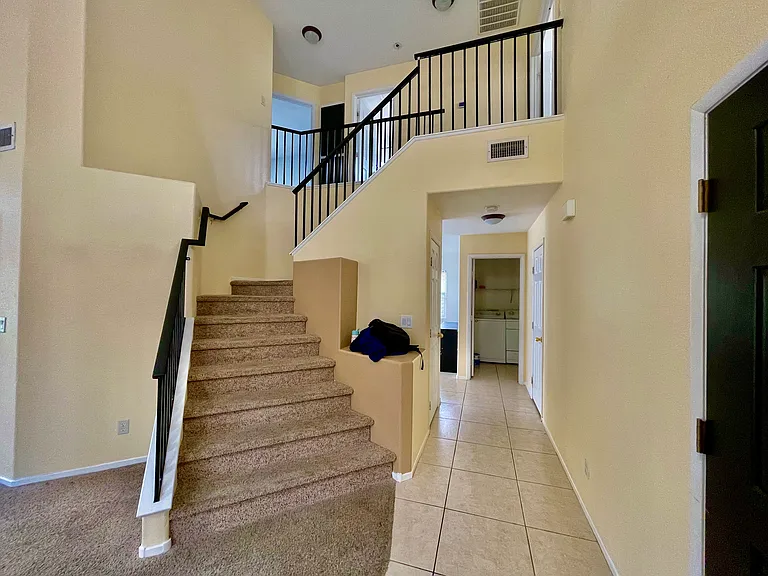 250 Camelback Ridge Ave — Photo 11