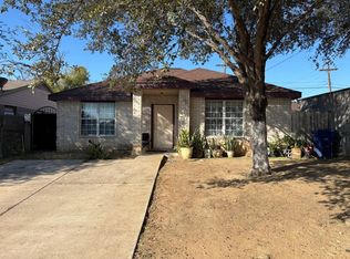 2908 Nottingham Dr, Laredo, TX 78043
