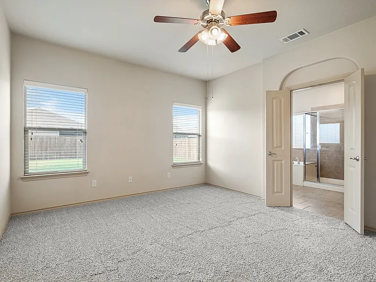 3124 Buckthorn Ln — Photo 11