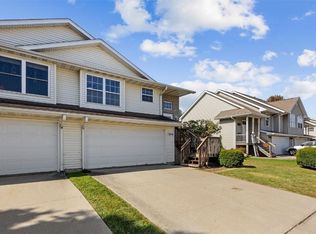 3433 S Jamie Ln, Iowa City, IA 52240