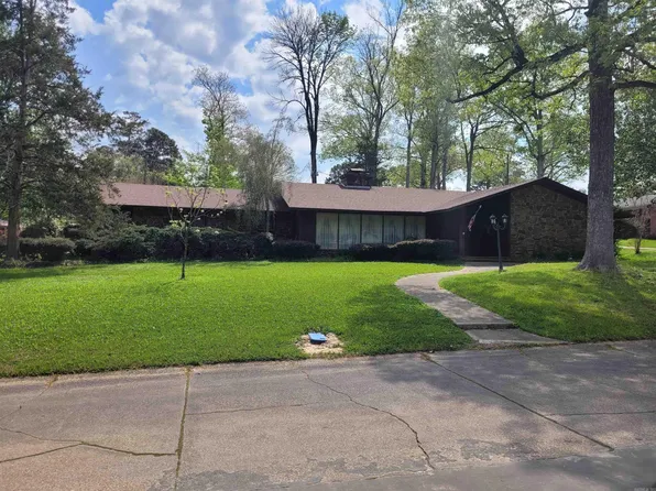 1901 W Oak St, El Dorado, AR 71730