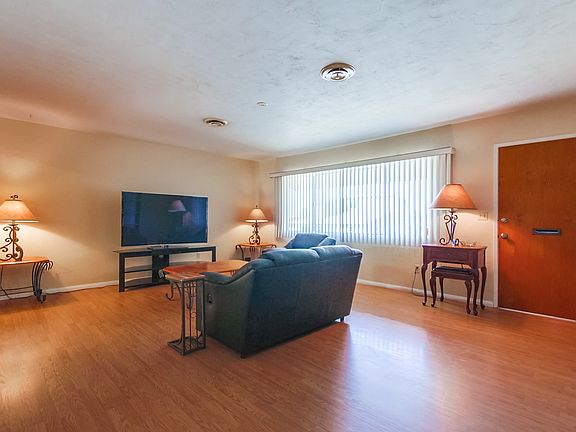 4th image of 2411 Calle Serena