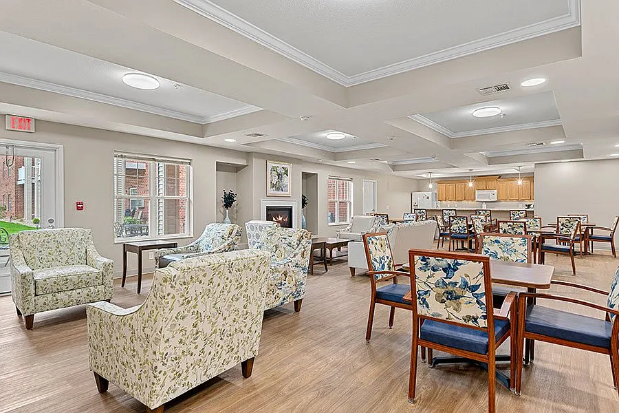 RESERVE AT LAKEVIEW — Photo 4