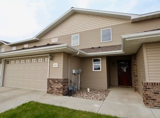 1907 24th St SW, Minot, ND 58701