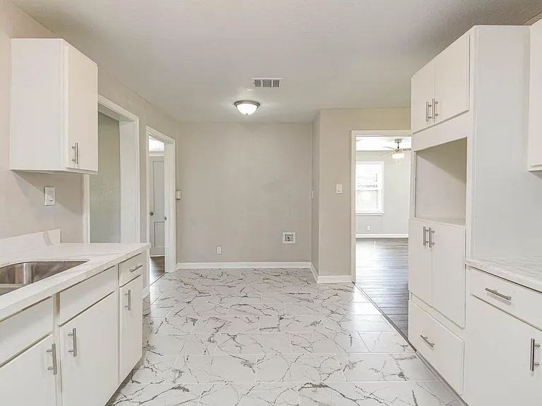 3709 Gager St #1 — Photo 1