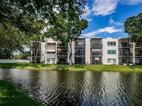 5980 Terrace Park Dr N Unit 313, Saint Petersburg, FL 33709