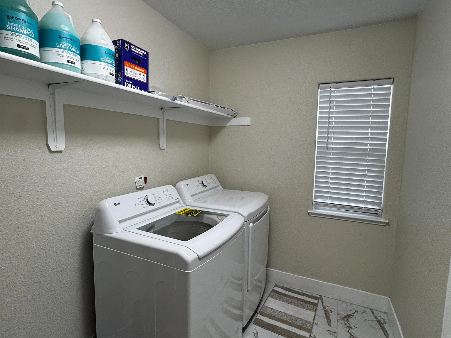 4 bed, 2.0 bath, 2800 sqft, $1,105 — Photo 4
